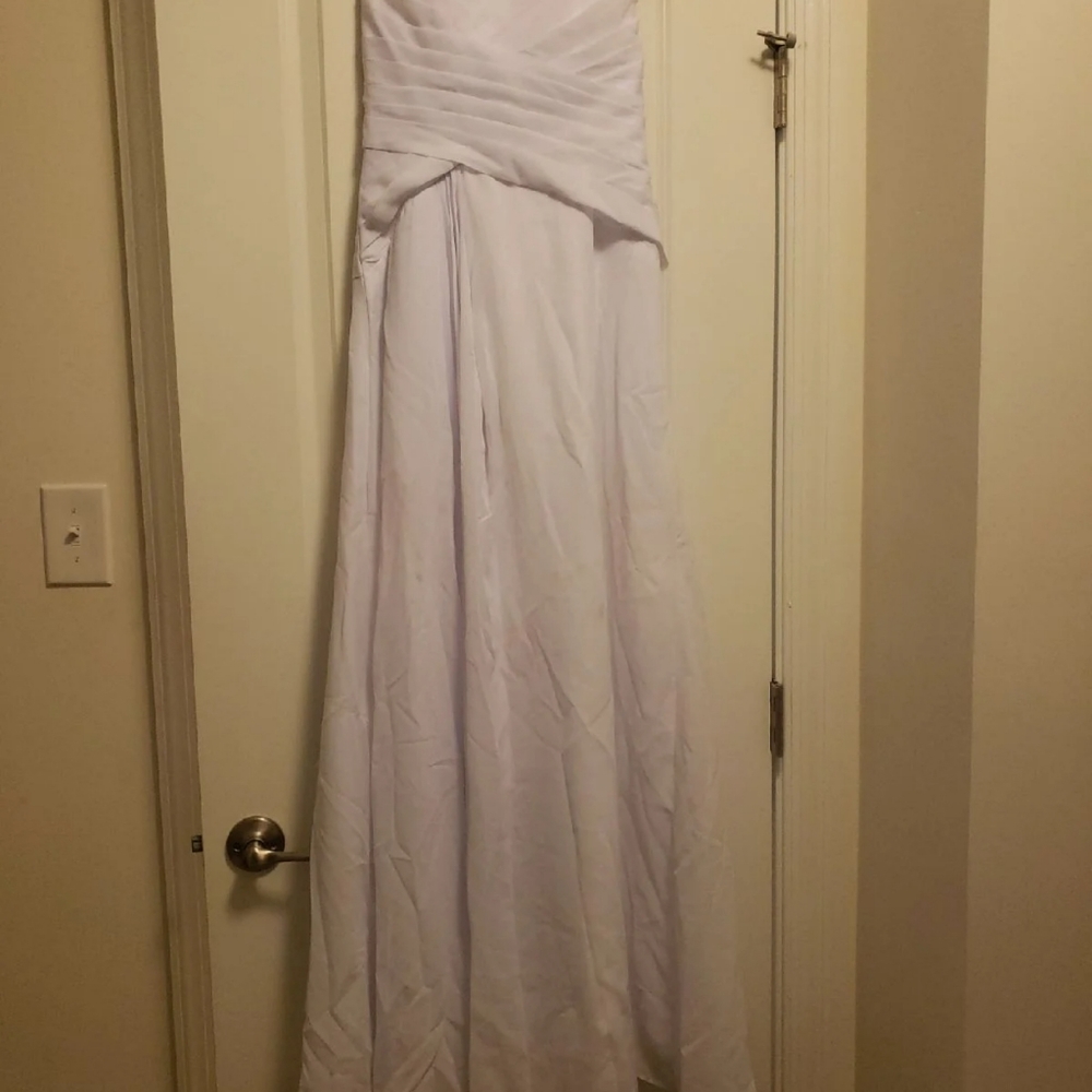 Dress - Picture 2 of 4